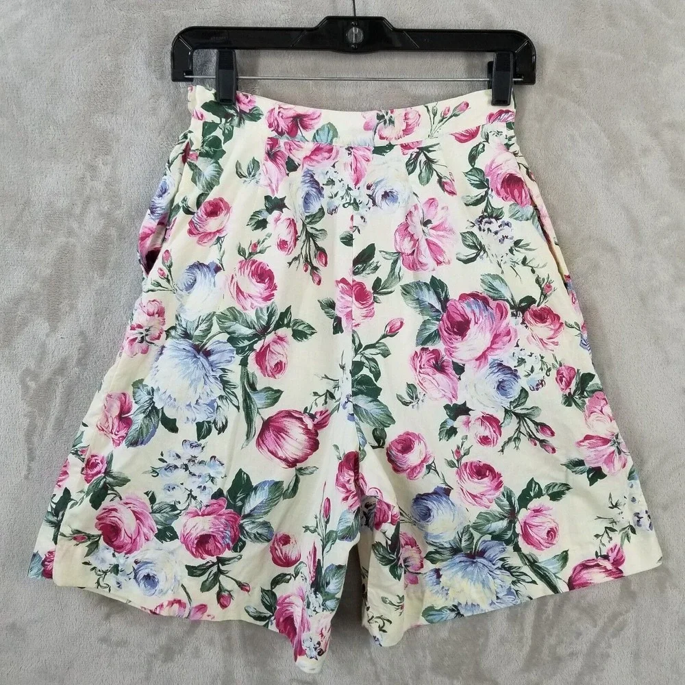 Vtg Shorts Women 6 Cotton Floral Pleated High Rise Pockets Cottage Wide Leg 90's